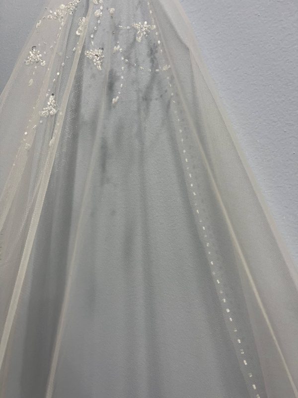 Mell Ivory Wedding Veil